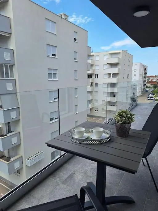 Lumada Apartment Free Garage Parking Brodarica